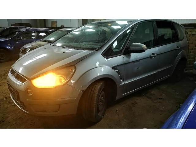 Vstřikovač 4M5Q9F593AD, 4M5Q-9F593-AD   Ford S-MAX  pro naftový motor 1.8  