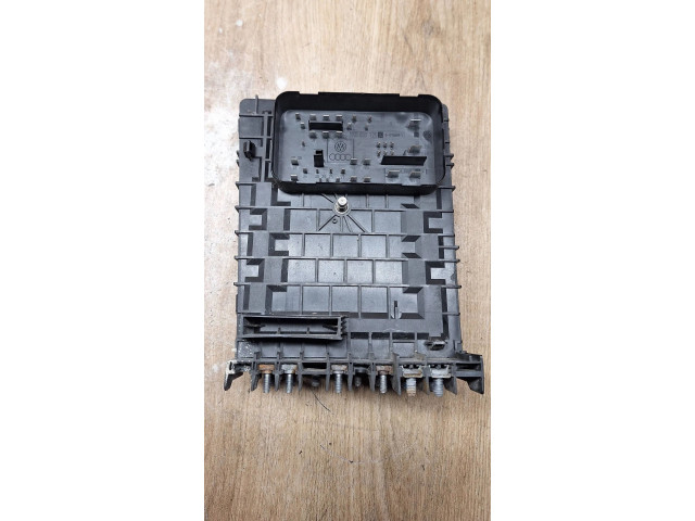Блок предохранителей 1K0937125A, 017183071   Volkswagen Golf Plus    