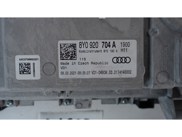 Přístrojová deska  Audi A3 8Y 2020 8Y0920704A  