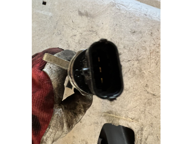 Топливная рампа 0445214119, 0281002829   Dodge Nitro  