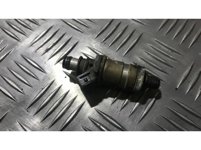 Vstřikovač kg20   Honda Legend III KA9  pro benzínový motor 3.5  