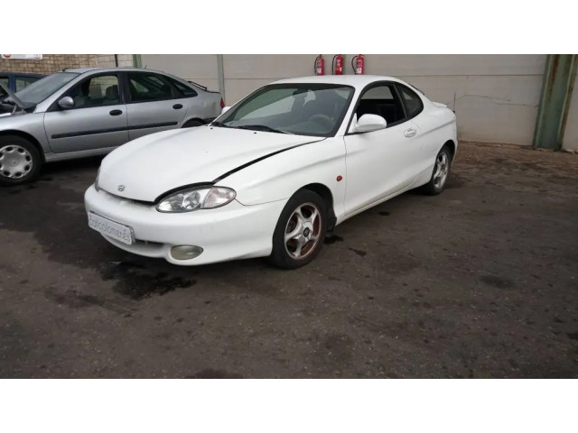 Přední světlo  1010495   Hyundai Coupe 1997