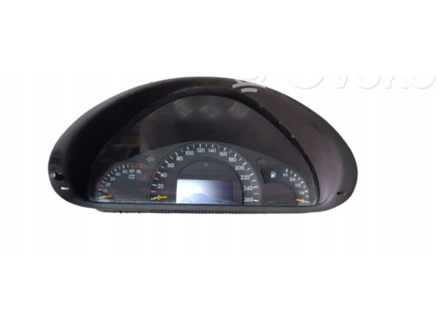 Přístrojová deska  Mercedes-Benz C W203 2000 2035407611  