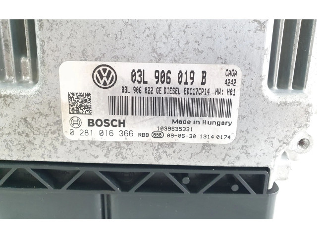 Řídící jednotka 03L906019B, 0281016366   Seat Exeo (3R) 2009