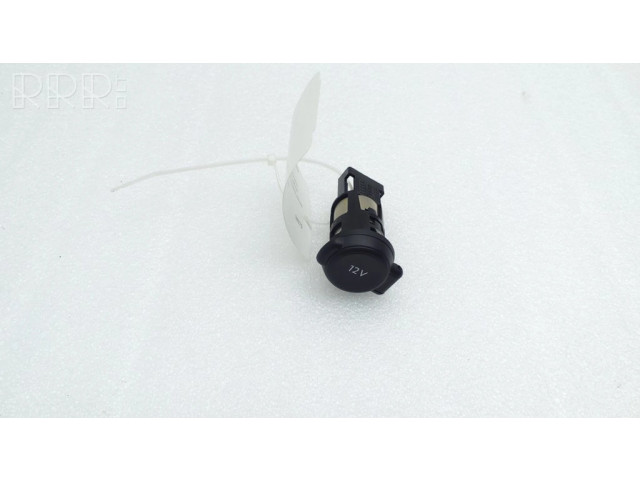 12 V гнездо (фронт)