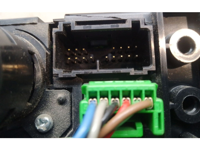 Vstřikovací lišta 8651242, M646DE00073   Volvo S60     