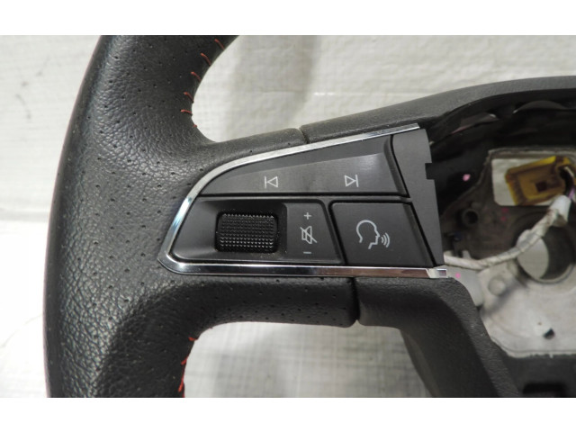 Volant Nissan Micra K14 2021   