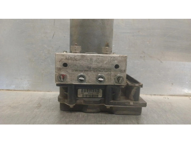 Jednotka ABS 0064316412, 0265235225   Mercedes-Benz A W169 2004