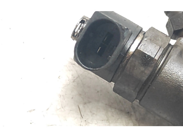 Форсунка 0445110114, 057130276H    Audi A8 S8 D2 4D   