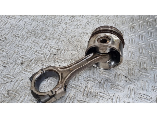 Píst W111, 86L78   Lexus IS 220D-250-350  pro naftový motor 2.2  
