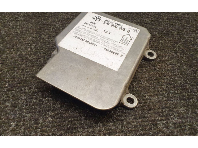 Блок подушек безопасности 1C909605B, 5WK43124   Volkswagen PASSAT B5.5