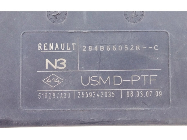 Pojistková skříňka Řídící jednotka BSM 284B66052R   Renault Laguna III 2009