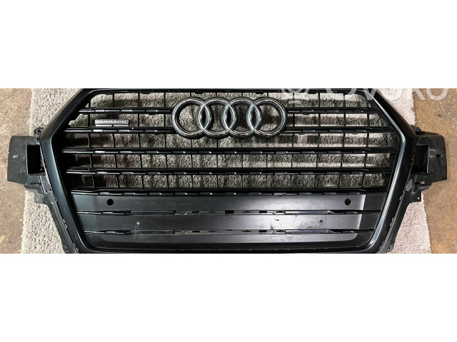 Верхняя решётка Audi Q7 4M 2015- года 4M0853651F, 4M0853651G      