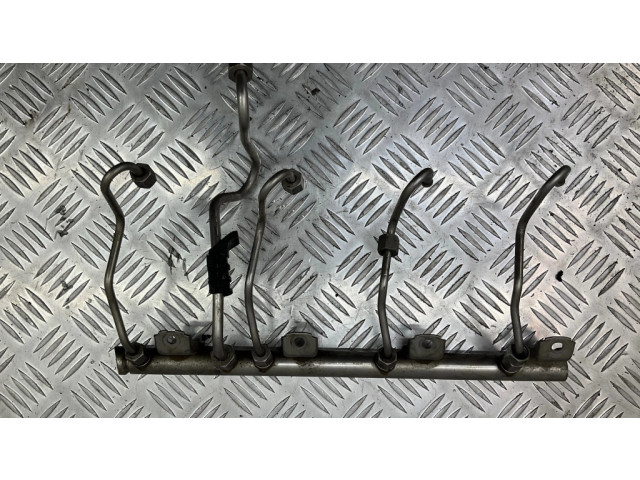 Топливная рампа 7547600   BMW 7 F01 F02 F03 F04 4.4 