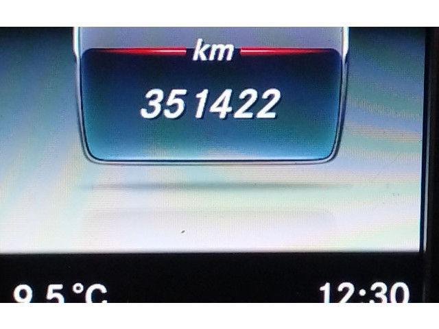 Přístrojová deska  Mercedes-Benz C W205 2016 A2059001018  