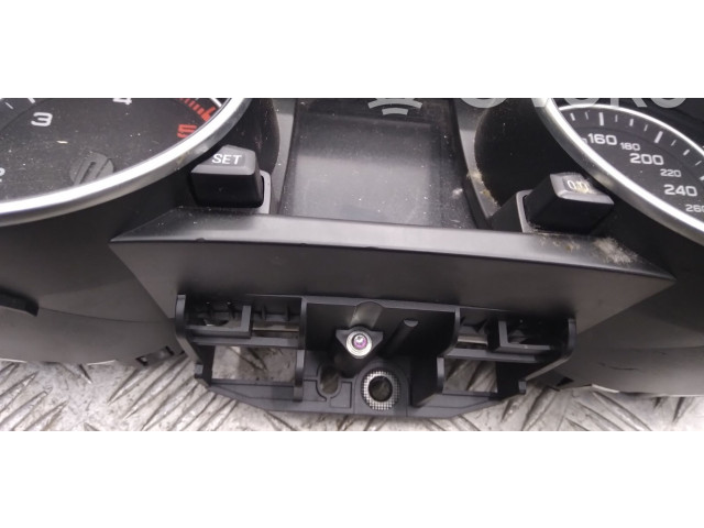 Přístrojová deska  Audi A5 8T 8F 2008 8T0920931M  