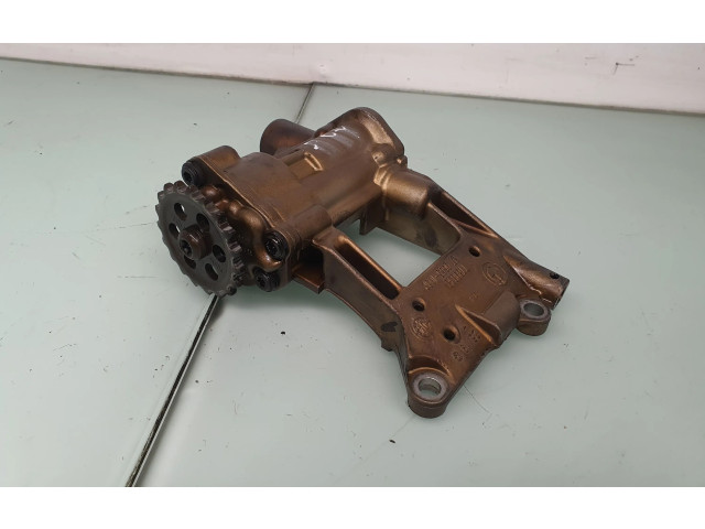 Čerpadlo oleje 7789838, 11417789838   BMW 5 E60 E61   306D4