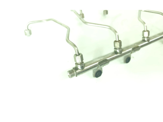 Vstřikovací lišta 7628046, 16404510   BMW X3 F25     