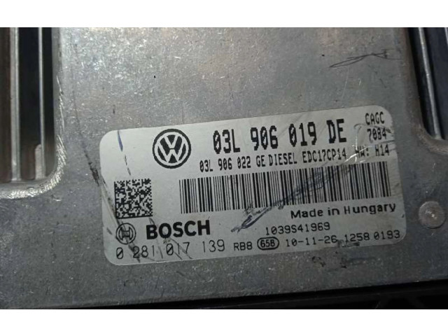 Řídící jednotka 03L906019DE, 0281017139   Seat Exeo (3R) 2011