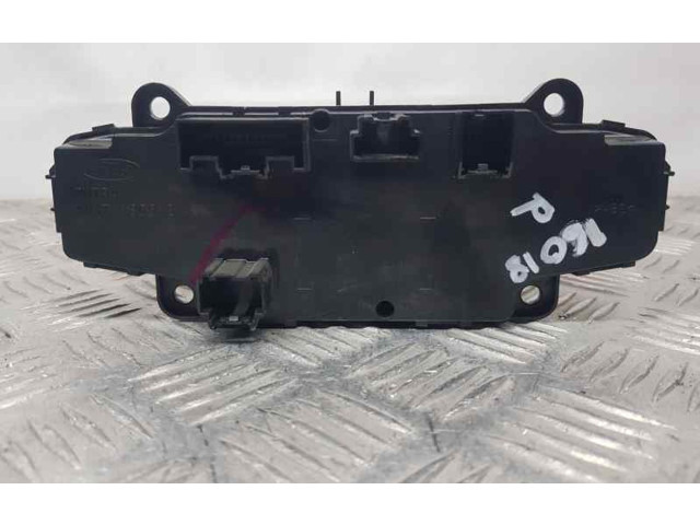 Блок управления климат-контролем E1067607D   Ford Tourneo