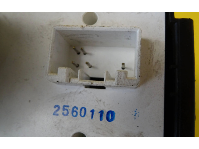 Дисплей    BJ3D55710, 89614195   Mazda 323 F