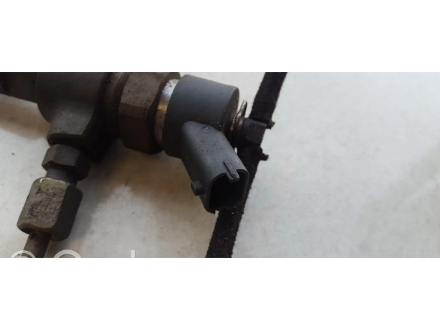 Vstřikovač 0445110119   Fiat Stilo  pro naftový motor 1.9  