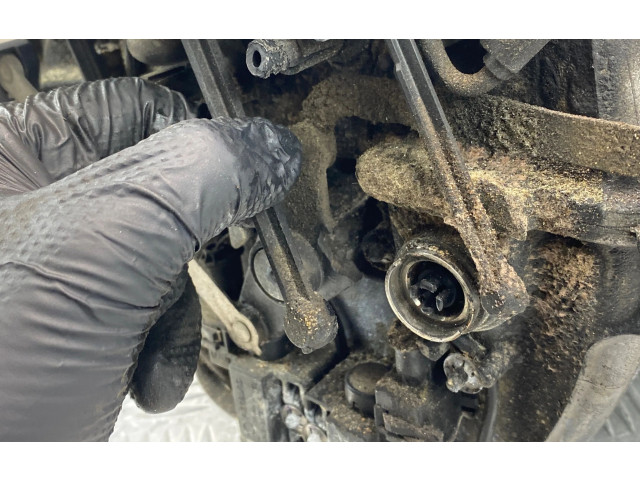 Поршень Всасывающий коллектор 272.921 A2721402201, 0526500224  Mercedes-Benz C W204  