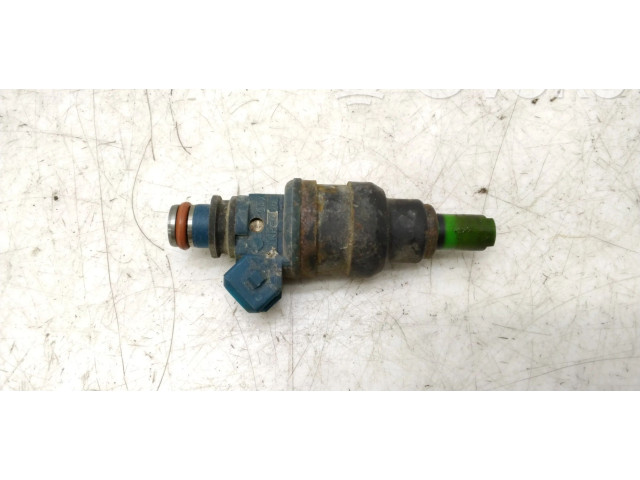 Форсунка INP068    Mitsubishi Colt  4G13 