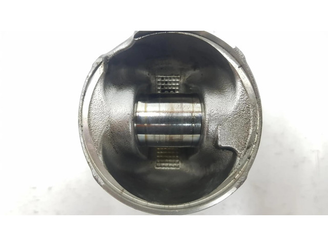  Поршень с шатуном  0628W2  Citroen C1 для бензинового двигателя 1.0
