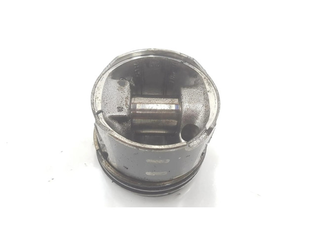 Píst 0628V1, 1151CB   Citroen C4 I  pro naftový motor 1.6  