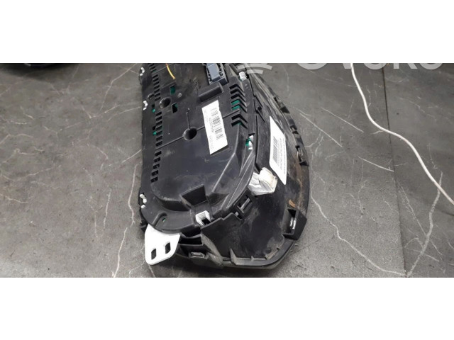 Přístrojová deska  Suzuki SX4 2011 a2c53060969  