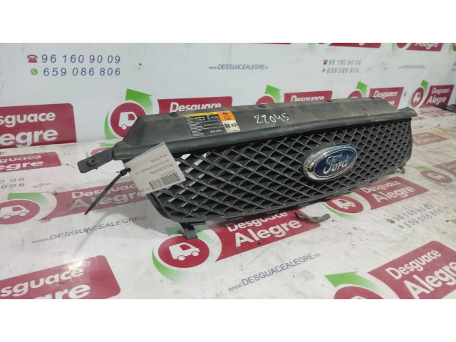 Передняя решётка Ford Focus C-MAX 2003-2010 года 3M51R8138      