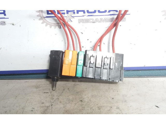   Pojistková skříňka 241363873R   Renault Kangoo  2015