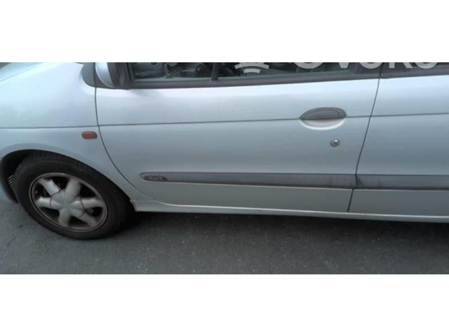 Дисплей    8200028364   Renault Scenic I