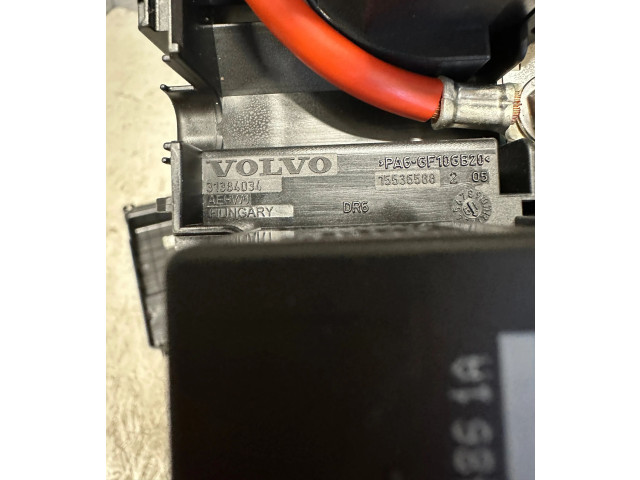   Pojistková skříňka 31384034, 15536588   Volvo XC60 2019