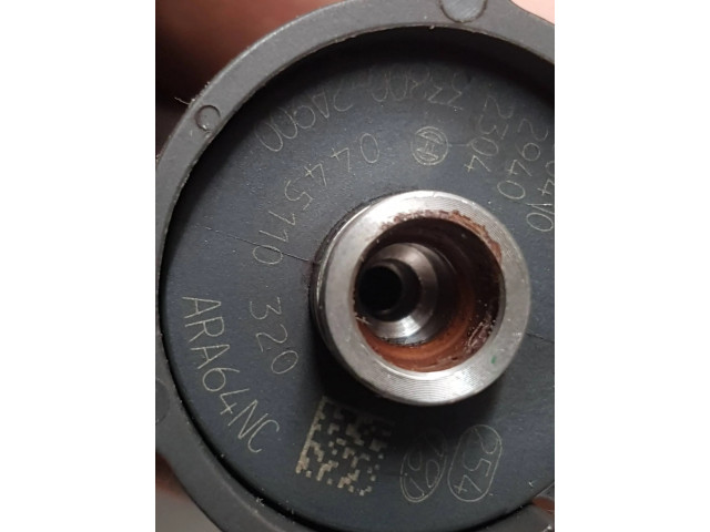 Vstřikovač 0445110320   Hyundai i30  pro naftový motor 1.6  
