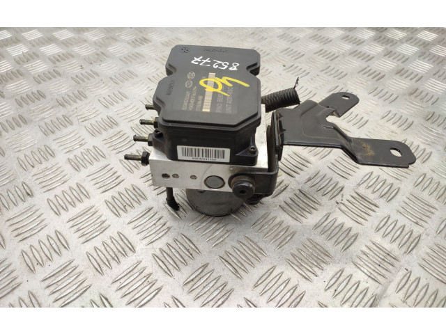 Jednotka ABS 589203Z570   Hyundai i40 2015