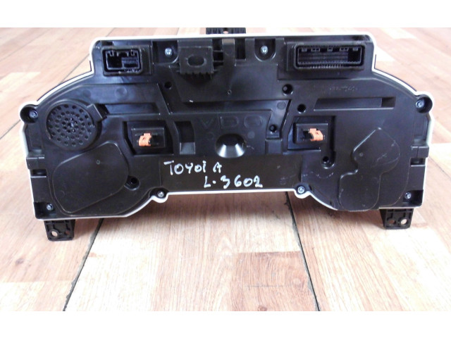 Přístrojová deska  Toyota Camry VIII XV70  2020 8380033X81  