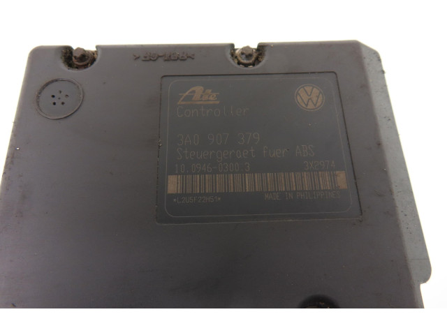 Zpětné zrcátko  Volkswagen Golf III 1995  10020400174, 3A0907379  
