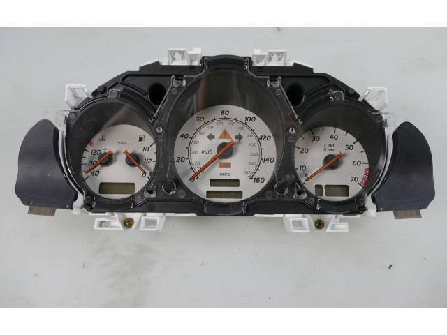 Панель приборов A1705405511   Mercedes-Benz SLK R170       