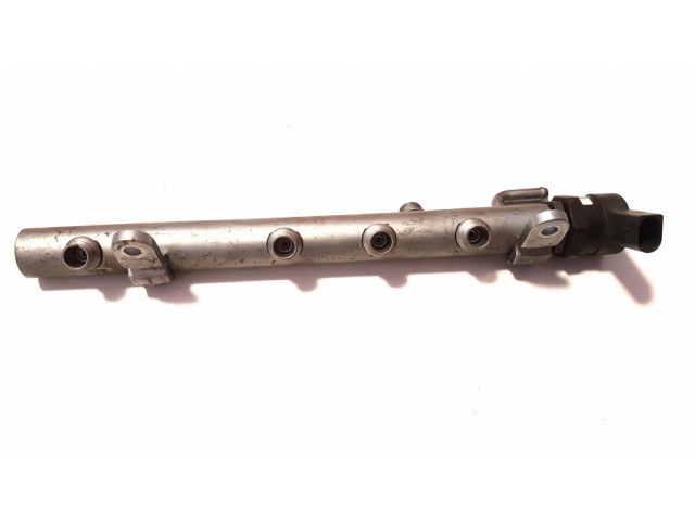 Vstřikovací lišta A6420700495, A6110780449   Mercedes-Benz R W251  pro benzínový motor 5.0 113971 