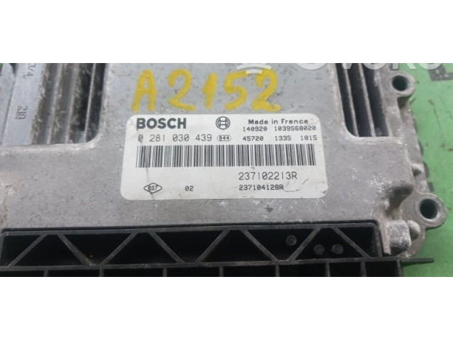 Блок управления двигателем Блок управления 0281030439, 237102213R.   Renault Logan I