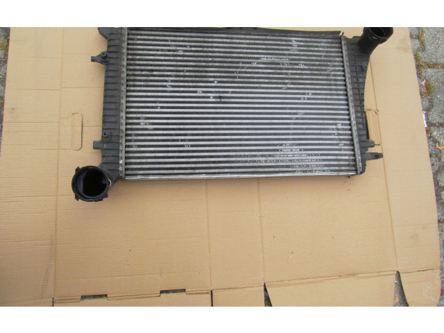 Интеркулер  1K0145803Q   Audi A3 S3 8P 