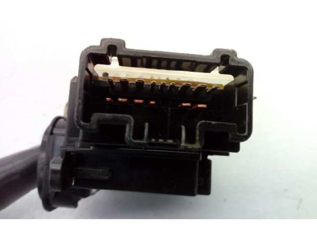 Ручка стеклоочистителей E3-B2-20-2   Toyota Land Cruiser (J100)