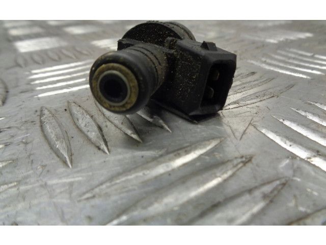 Vstřikovací lišta 1427240   BMW 5 E39     