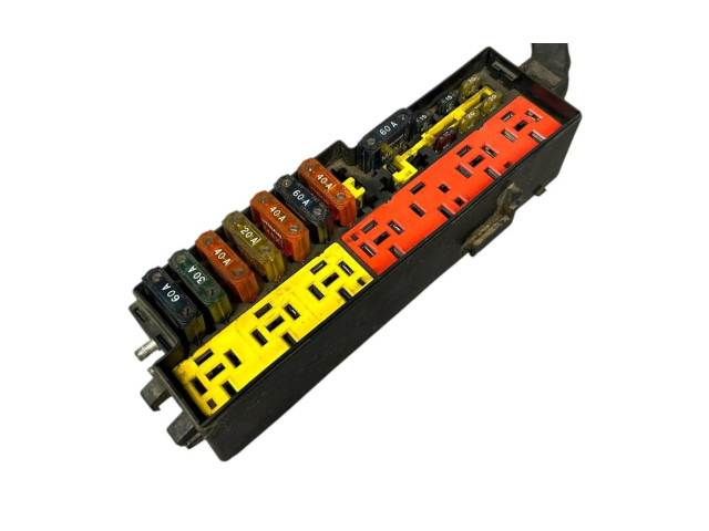 Блок предохранителей 56005949, 56017151   Jeep Cherokee XJ    