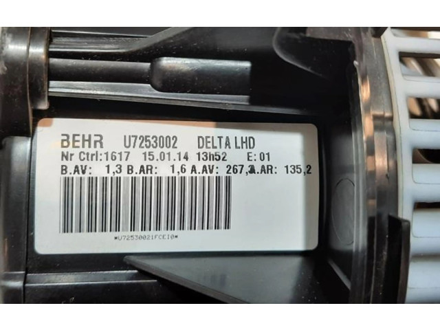 Вентилятор печки    13276230   Opel Zafira C