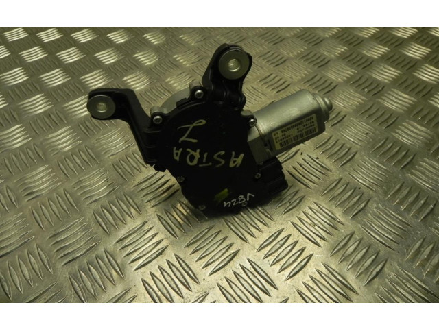 Форсунка 13256917, V824    Vauxhall Astra J   