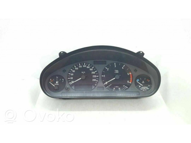 Přístrojová deska  BMW 3 E36 1991 110008463107, 8364380  