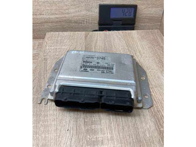 Řídící jednotka 3910327061, 0281011538   KIA Cerato 2000